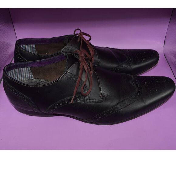 Ted Baker Black Leather Wing Tip Derby - 10.5 main image 5